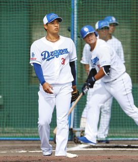 中日ドラフト4位・郡司裕也、プロ初打席初安打！ ドラゴンズ野手では小山良男以来15年ぶり：中日スポーツ・東京中日スポーツ