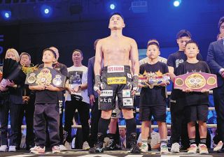 中谷潤人×西田凌佑 記念TシャツMサイズ 中谷潤人×西田凌佑 記念TシャツMサイズ 新品〉中谷潤人