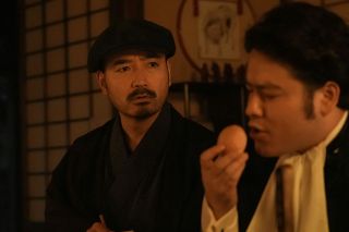 【ＮＨＫ朝ドラ『ばけばけ』２日は】梶谷（岩崎う大）が訪れ、パーティーの理由を取材しはじめる