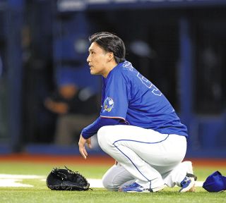巨人戦で打球直撃の中日・梅津 右足首は問題なし、入念に肩・肘を
