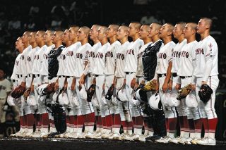 星翔が初の4強 6戦連続の2桁安打で逆転「子どもたちに高校野球を