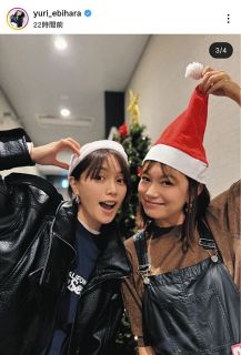 Glico セブンティーンアイス ボウリングの日 ポスター（奥菜恵） 奥菜恵 レアポスター セブンティーンアイス - メルカリ