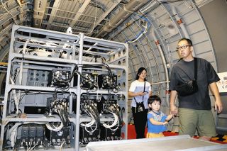 「空の日」前に実験機の操縦席など特別公開　岐阜かかみがはら航空宇宙博物館で催し
