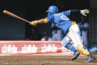 中日・木下拓哉、来季の道具はスカイブルーを配色 国内FA権行使