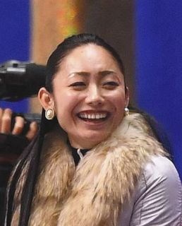 安藤美姫が発案した“パジャマ姿でスケート靴”動画に計19人17組が出演「一瞬でも笑顔になっていただけたら」