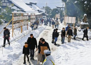 浅野川大橋 愛着うつす 建設100年 写真、絵画コンテスト表彰式：北陸中