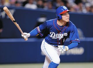 中日・岡林勇希、捕手を“手詰まり”させる「粘りと見極め」　交流戦猛打賞締め　昨季の分も！細川のバットで2度生還