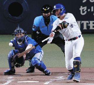 恐らく球界唯一…今や希少な『アオダモ』バットの中日・板山 チーム救う