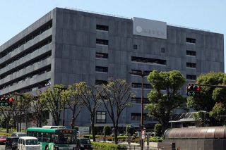 ふしぎ駄菓子屋銭天堂」の世界へ 児童に人気、藤枝で展覧会：中日新聞