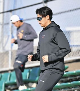 中日・岡林勇希、2025年は二塁打で幕開け！ 難敵DeNA・東のツーシーム