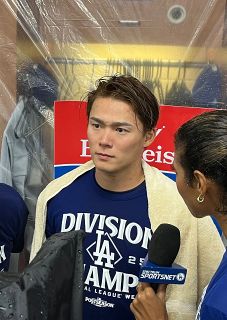 高野佳昌　ブロンズ　高さ約47.4㎝　トニエ　東さ7-0809☆2F プロ注目右腕10回15K完封でサヨナラ満塁弾呼び込む 【高校野球東