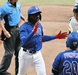 中日OB・平田良介さん、「侍ジャパンDAY」で始球式 2度選出の日本代表