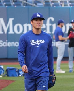 大谷翔平が背番号17のユニホーム姿で第一声「選手として私を信じて