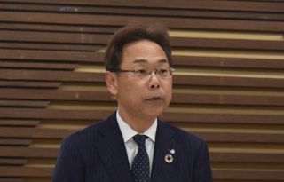 パワハラ問題の東郷町長が辞職　次期選挙への出馬「個人的には考えていない」