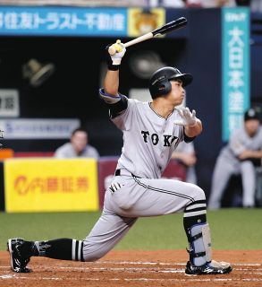 巨人】ソフトバンクから移籍の松田宣浩、背番号「23」の