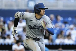 ロッテ】今季のボブルヘッド人形第1弾は佐々木朗希と松川虎生