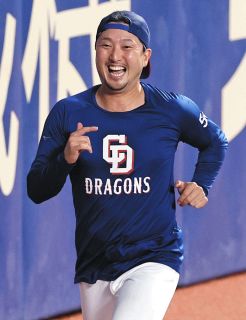 中日3位・土田龍空、今も残るボール跡…世代屈指の守備力を育てた“原点