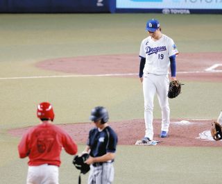 ロッカールームに吊るされた背番号「19」…引退登板を控えた中日・吉見