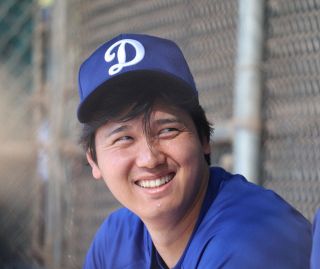 巨人、新人12選手の入団を発表 1位・西舘勇陽「このユニホームを