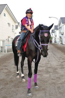 “競馬学校卒女性第1号”梅内栄子助手「馬が好きだから」一筋30年超「まだまだ、乗りますよ」【競馬の話をしよう】