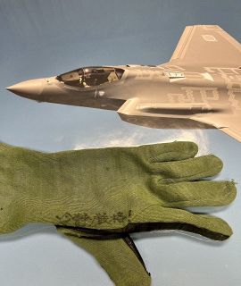 ◇「天才的に可愛いな」…志田千陽、宮崎友花との2ショット【写真】：中