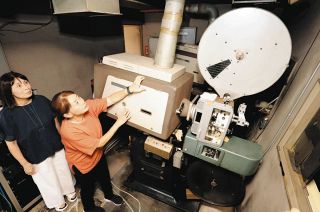 地域に愛された旧・津東宝劇場に幕　戦後の映画文化発信地、惜しまれつつ10月解体