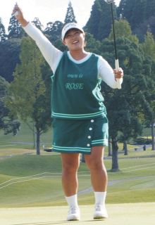【番記者メモ】女子ゴルフ・鈴木愛、緑のコーデには理由があった 自身でデザインの特別なウエア「優勝したら…」