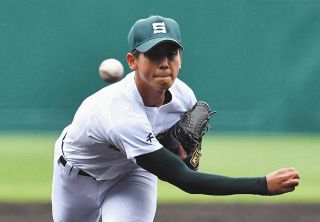 専大松戸のエース深沢、畔柳は「ナンバーワンのピッチャー」力投もランニング本塁打に泣く【センバツ】