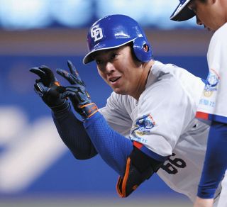 鵜飼航丞、プロ1号の原点にあった本塁打王との出会い そして若武者は