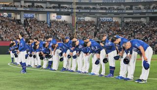 中日・岡田俊哉、新グラブには3桁背番号入れず「すぐ21番を付ける