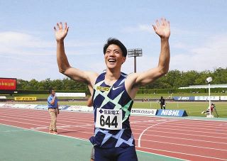 9秒95の山県亮太「自分は何をやっているんだろう」逆境を乗り越えて日本新記録