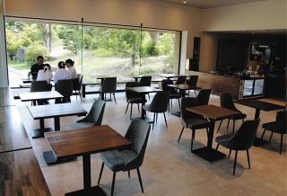西尾の文化会館に「喫茶　茶尾」オープン　抹茶ラテや学校給食メニュー提供
