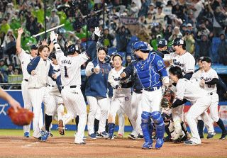 大谷翔平、甲斐拓也との写真を公開 活躍に世界が興奮「結婚して