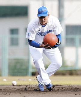 選手自らの気づき増える…中日・松中コーチが推す“マスコットバット” 令