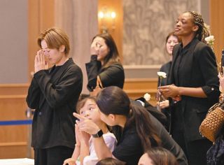 女子バスケの名将・桜花学園前監督の井上真一さんお別れ会　教え子ら500人が駆け付けしのぶ