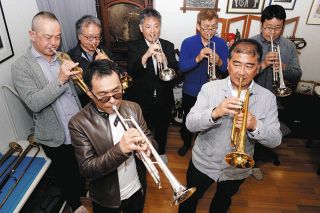 浜松トランペットサークル、独の奏者と協演　２５日にアクトで演奏会