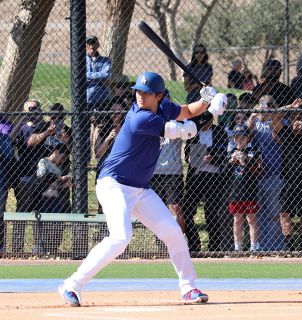 大魔神”佐々木主浩さん、防御率0．64投打に活躍の大谷翔平を“バケモノ