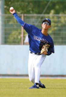 中日・森駿太、前日の左翼に続き右翼で出場 「外野を来年やるかもしれない中で…」ミスなくこなす【フェニックスL】