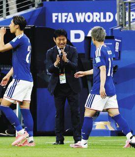 57歳・三浦知良、プロ40年目の新天地で背番号は『11』「辞める選択は