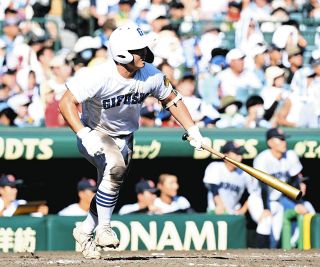 県岐阜商・小鎗稜也選手、起死回生の同点打　「今まで打撃で迷惑をかけてきたので、これでちゃらにしてくれるかな」