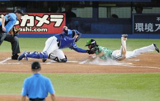 写真】栗原恵さんの超絶スタイル：中日スポーツ・東京中日スポーツ