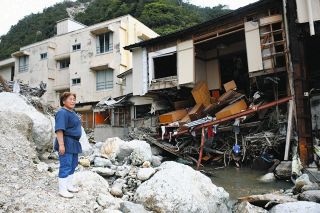 【石川】深い傷 再建くじく　能登豪雨あす１年 珠洲の「海楽荘」　夫犠牲、広がる被害「こんな状態では…」