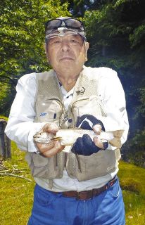 ヒレピン再会　今季初戦で釣友と計１４匹　福井・敦賀河川漁協管内