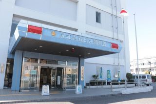コンビニ駐車場で「当たり屋」か　春日井署、自転車でぶつかった64歳を再逮捕