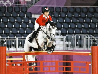 裏山に広がる「馬事公苑」　長野の山あいの寺からパリへ、３度目の五輪に挑む佐藤英賢の原点