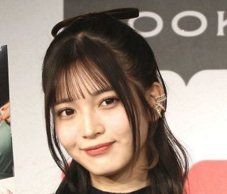 「激烈に美しい」23歳アイドルプロデューサー・黒嵜菜々子、『千変万化』アンニュイで魅了、ファン「ドキドキが止まらなくなっちゃいまぁす」「表紙の為に買ってしまう」