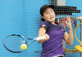 「打球能力は14歳とは思えない凄まじさ」テニス・駒田唯衣さん、百折不撓を心に刻んで