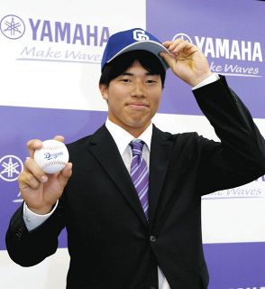 中日から6位指名されたヤマハの清水智裕＝浜松市中央区で