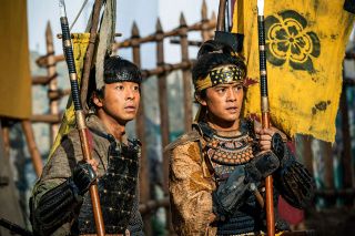「豊臣兄弟！」から仲野太賀（左）と池松壮亮（NHK提供）