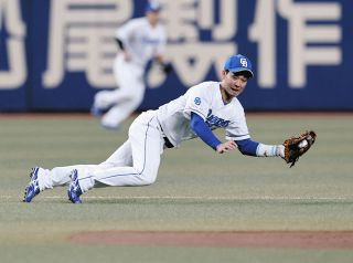 中日】山下斐紹が登録抹消 交流戦5試合に出場、1安打：中日